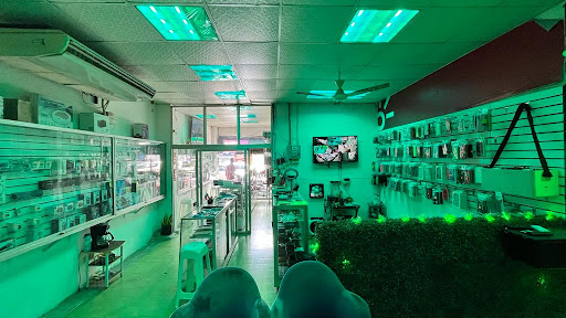 GreenMoon BarberShop