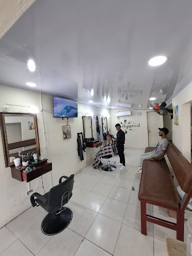 Hollywood barber shop