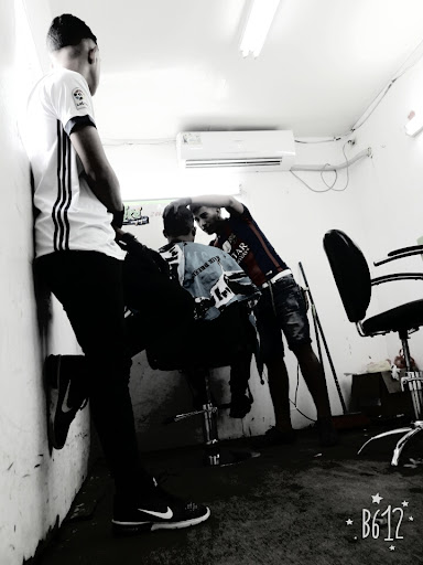 Magic Barber Shop Kike