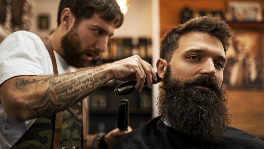 Opinión de Tower's BarberShop 1 Opinión de Towers BarberShop: Cortes modernos y servicio profesional