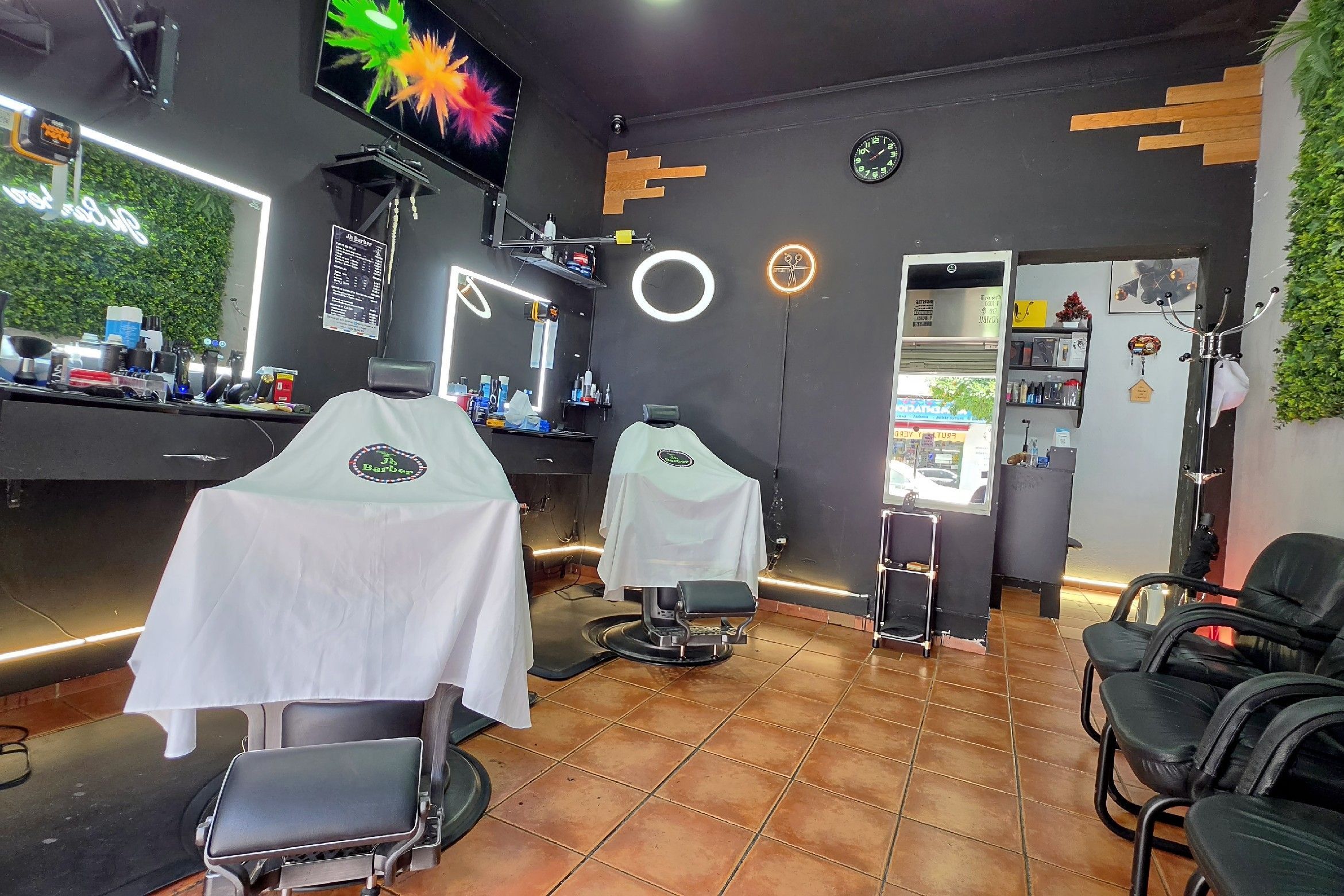 Opinión de JiBarber: Cortes y Afeitados de Barbería Profesional en [Ciudad]