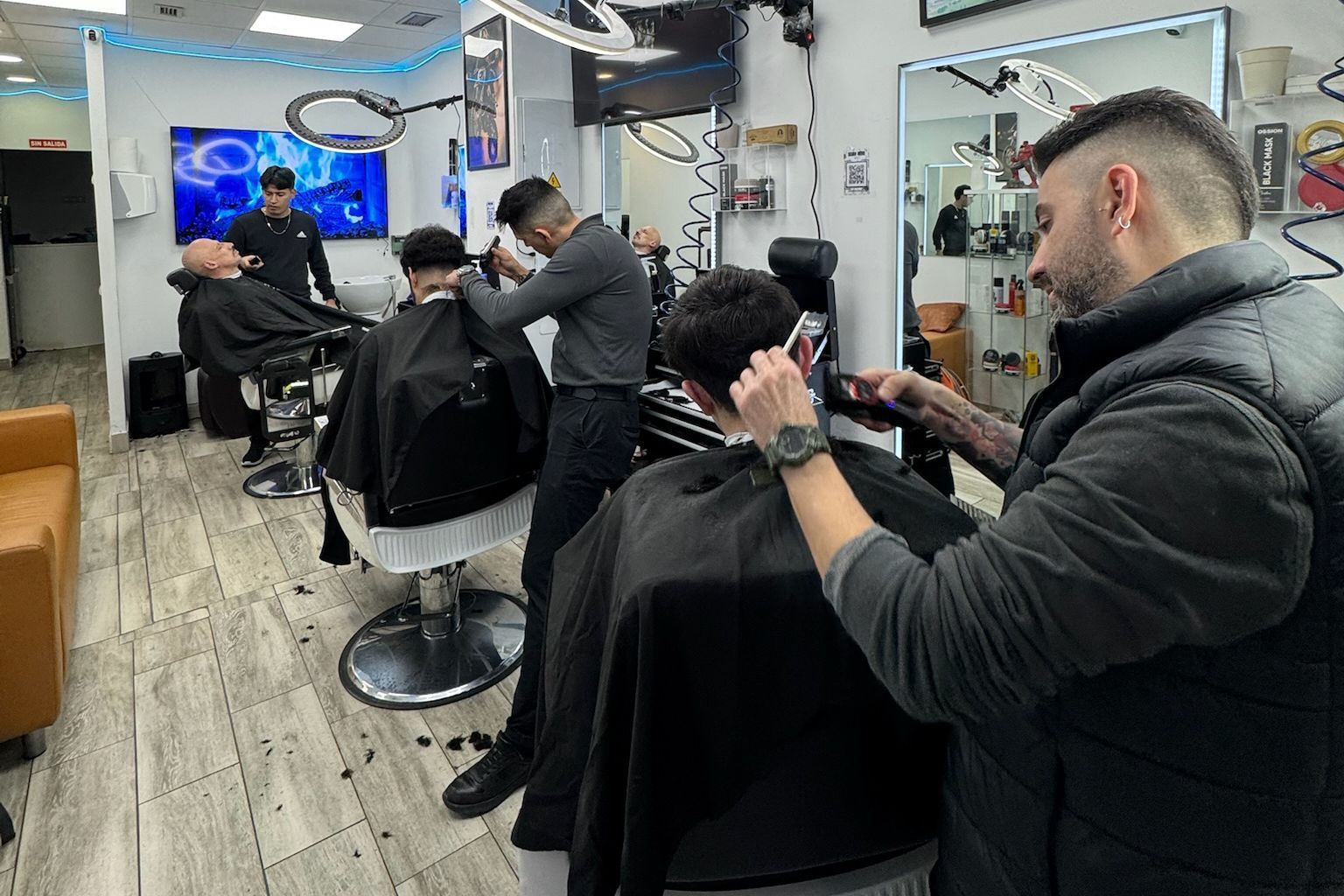 Opinión de Barbería Top G 1 Barbería Top G: Opiniones, Cortes Modernos y Estilo Premium 2024