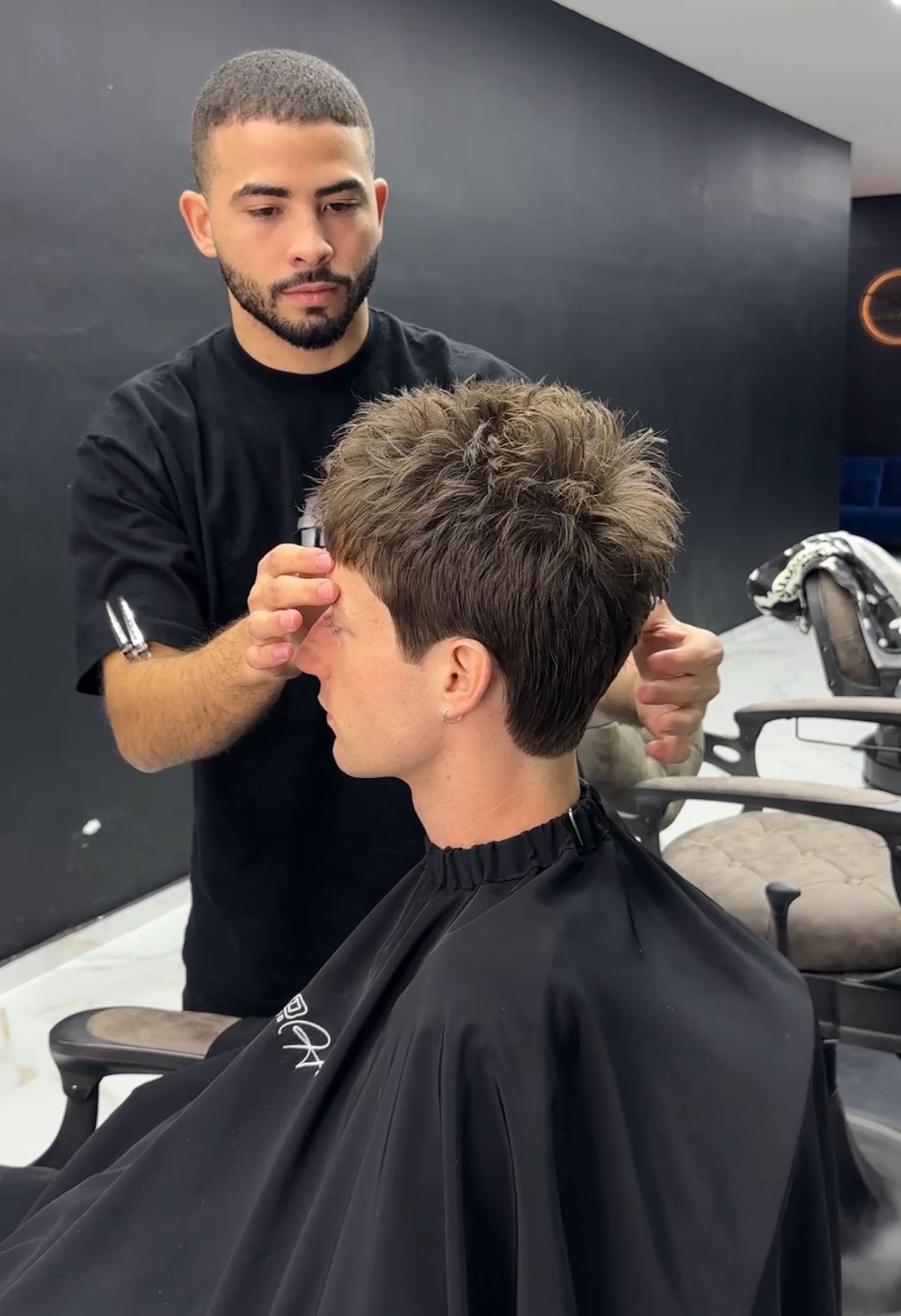 Opinión de Barbería Mario Studio: cortes modernos, barba perfecta y precio en 2025