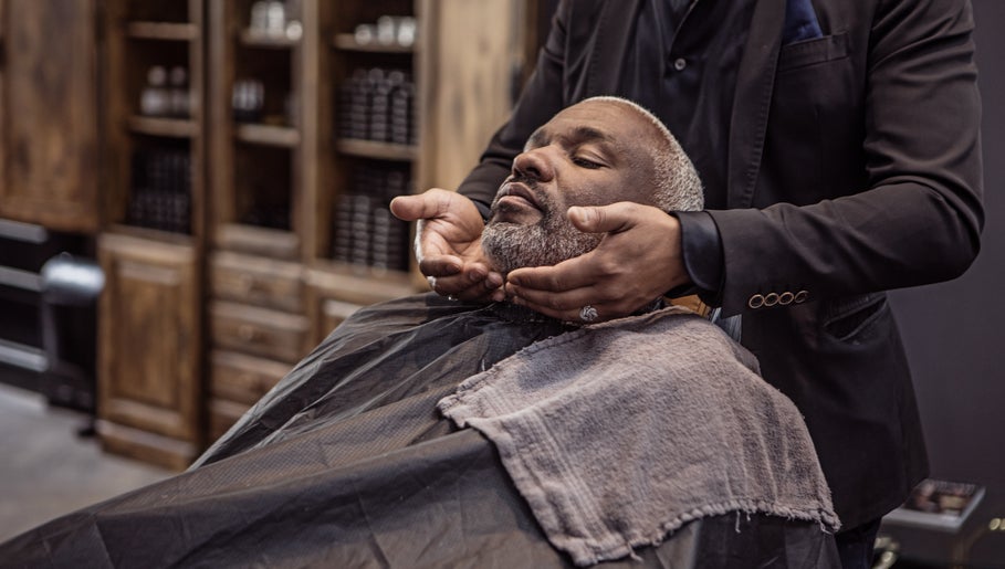 Opinión de Aaron Barber Shop: Calidad, Estilo y Profesionalismo en Cortes de Cabello