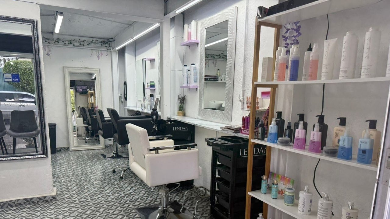 Opinión de Barbería Iris by Emiliano Sánchez: Calidad y Estilo en Cortes de Cabello